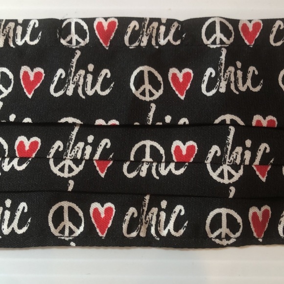 FREE w CHICO'S Purchase Peace Love Chic Pleated Adjustable Fabric Face Mask NWT - Picture 2 of 5